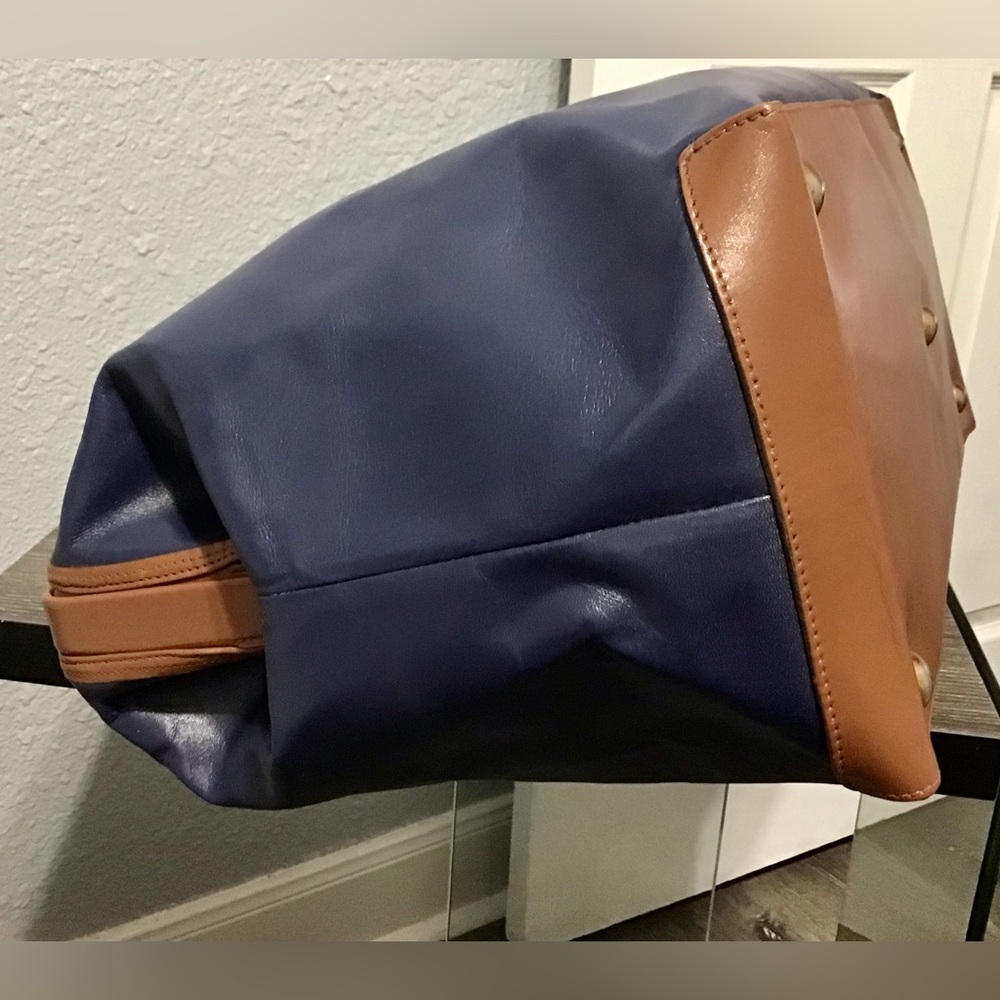 Gucci Travel Bags - Picture 8 of 14